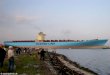Carrega até 15.000 Containers Contruido para alto mar, não passa no canal de Suez nem no canal do Panamá